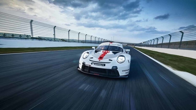 Nuova Porsche 911 RSR GTE, DNA racing