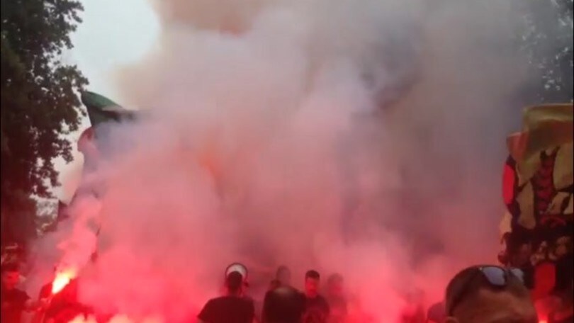 I tifosi del Milan ci credono: "Fiducia a Giampaolo"
