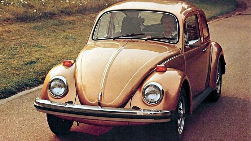 Volkswagen Maggiolino, la grande storia cala il sipario - FOTO