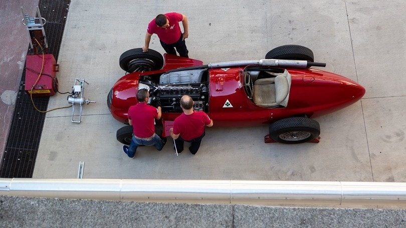A Silverstone scende in pista la mitica "Alfetta" 159 - Gli scatti