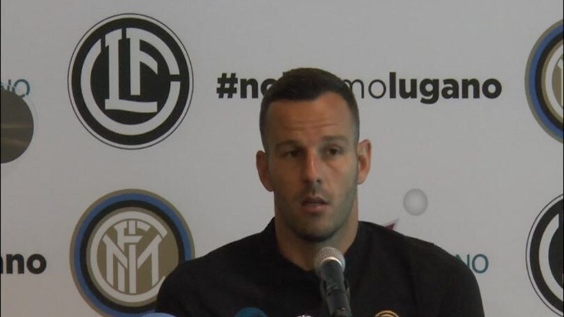 Handanovic: "L'estate è il momento delle chiacchiere.."