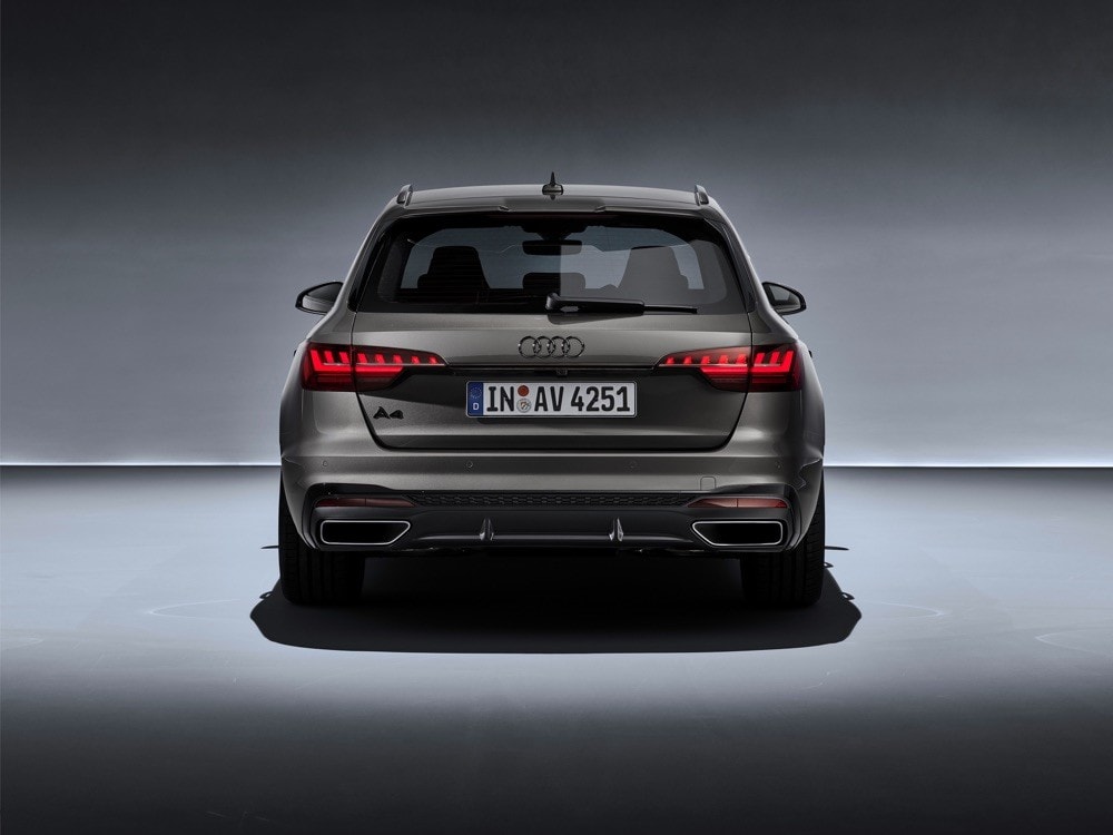 Audi A4 restyling 2019: foto