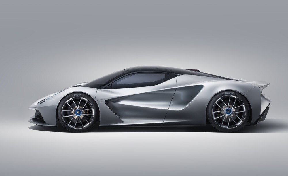 Lotus Evija: gli scatti della prima elettrica