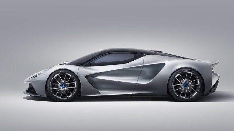 Lotus Evija: gli scatti della prima elettrica