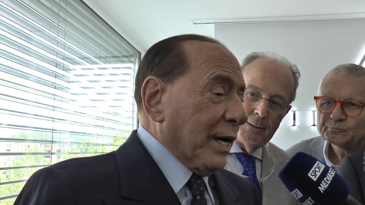 Berlusconi: "Milan? In bocca al lupo alla dirigenza"