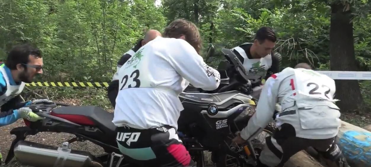 BMW GS Trophy 2020, il video delle selezioni italiane