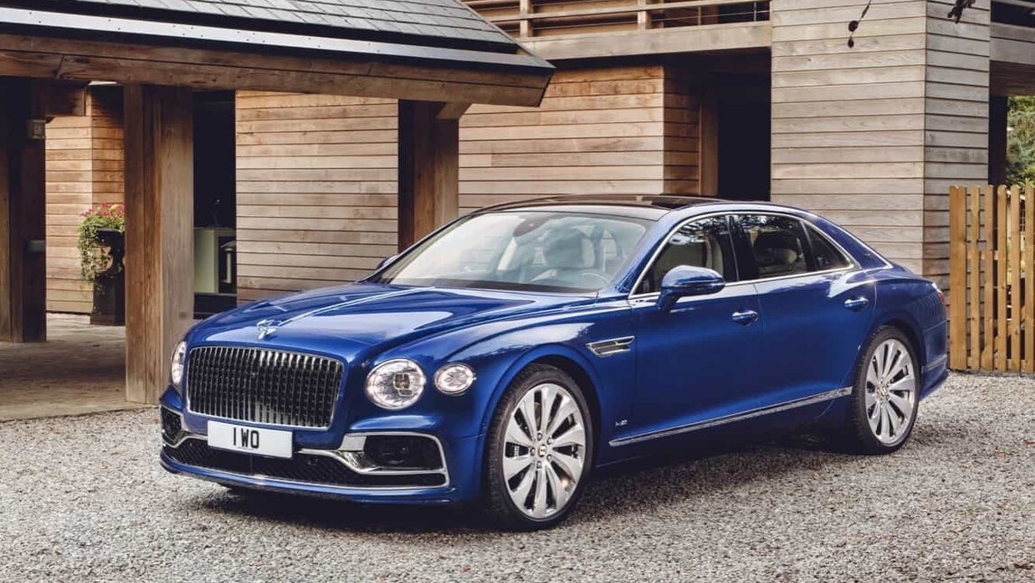 Bentley mette all'asta la nuova Flying Spur