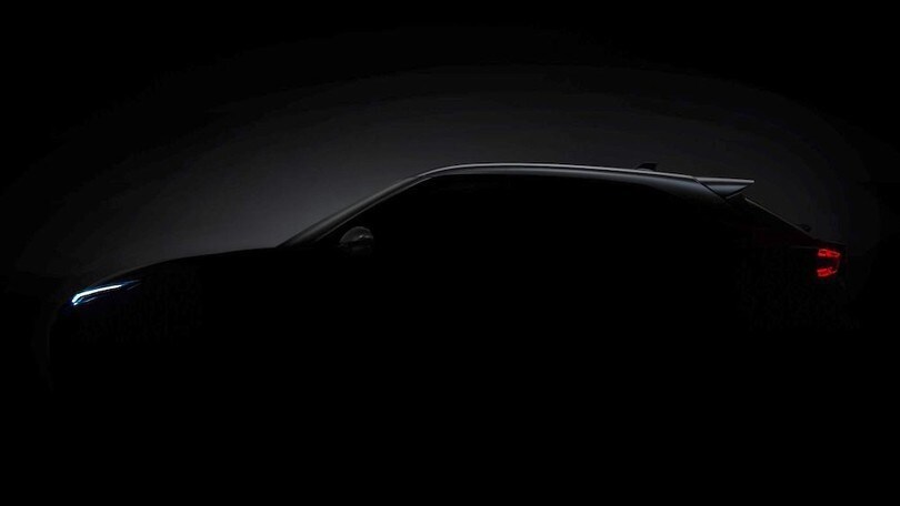 Nissan Juke 2020, il nuovo tesser svela la fiancata