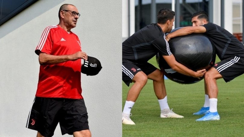 Juve in campo, spuntano enormi palloni di gomma