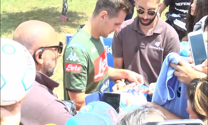 Il Betis Siviglia monitora Milik