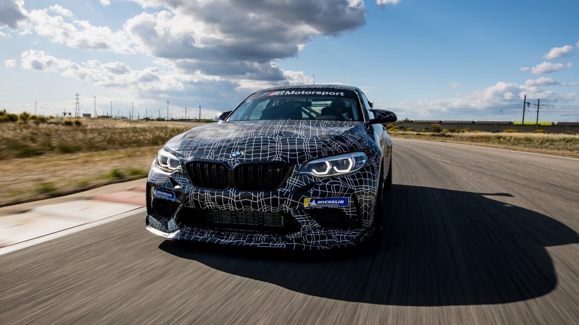BMW M2 Competition da corsa, debutto ufficiale al Nurburgring