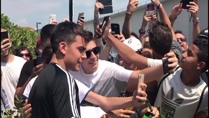 Dybala lascia il J-Medical: entusiasmo per l'argentino