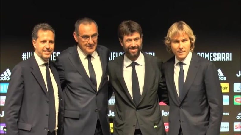 Gossip, Nedved lascia la moglie per una ragazza di 23 anni