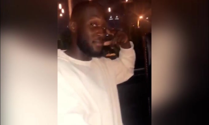 Manchester United, multa in arrivo per Lukaku