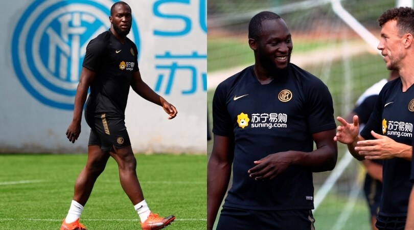 Inter, Lukaku in campo fa torello e chiacchiera con Perisic