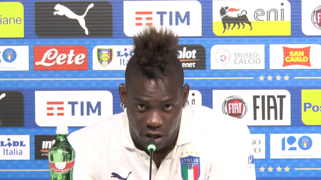 Fiorentina, resta in piedi l'idea Balotelli