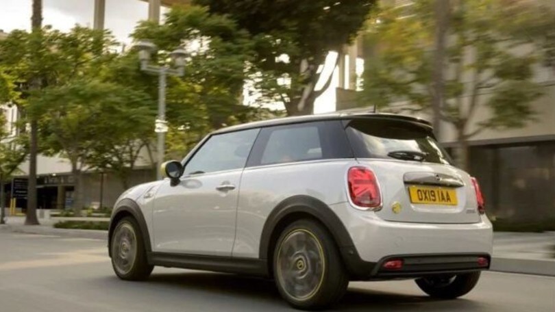 MINI che traguardo, prodotta l'auto numero 10 milioni