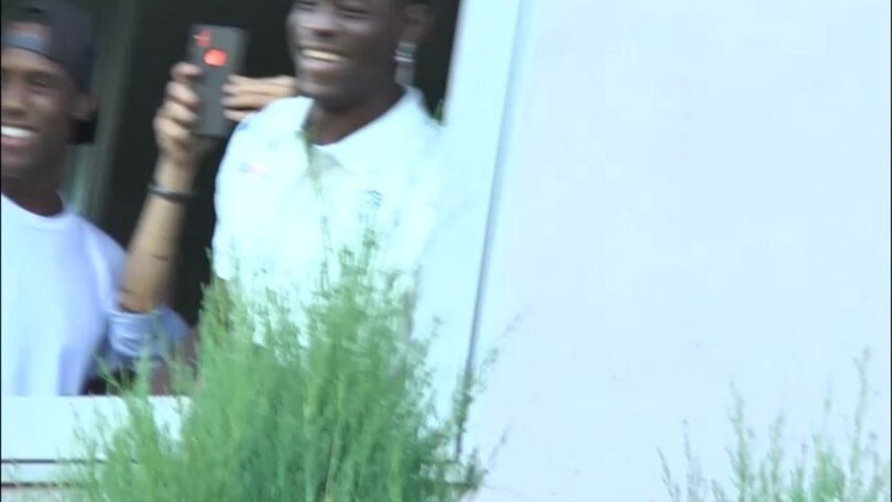 Tifosi in delirio per Balotelli!