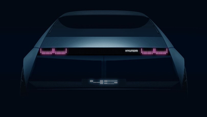 Hyundai 45 Concept, verso il futuro con l'elettrico vintage
