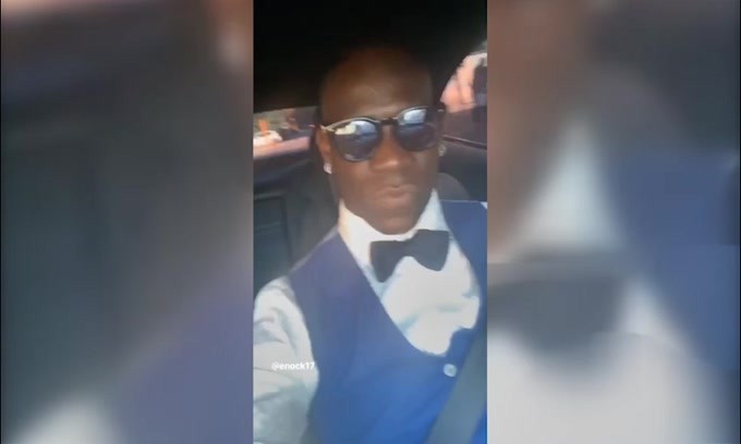 Mario Balotelli nei panni di James Bond