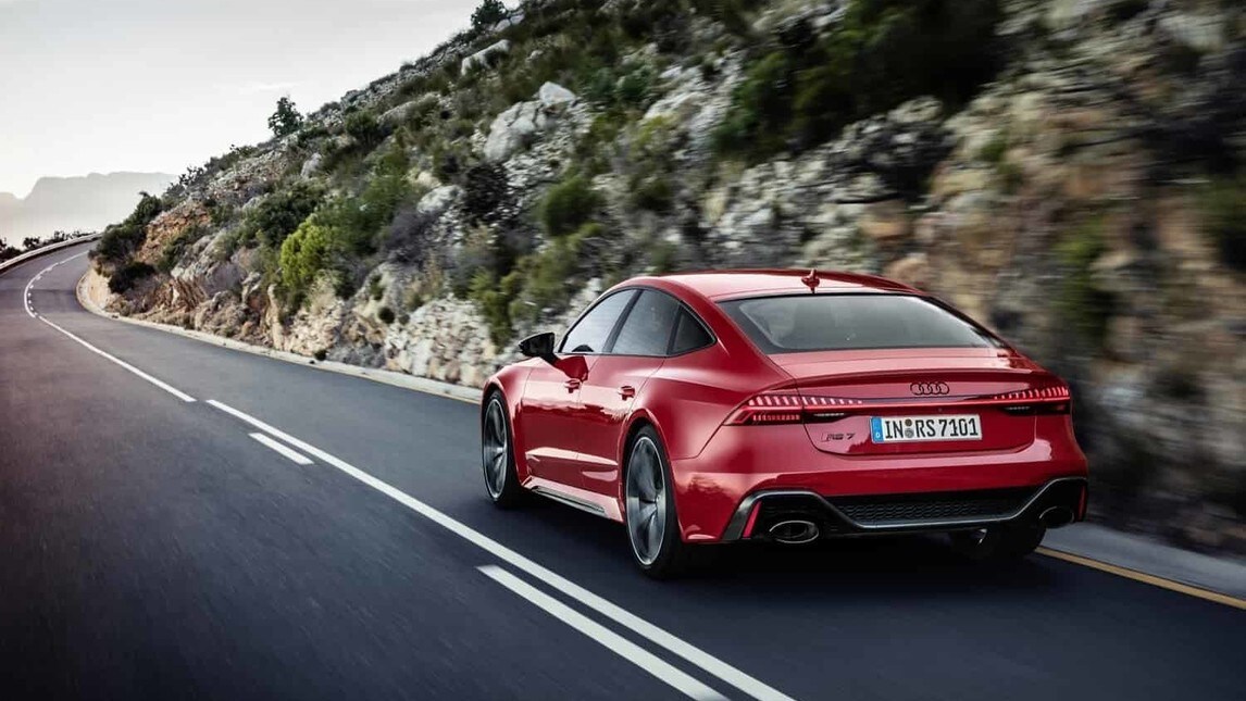 Audi RS 7 Sportback: berlina, coupé e sportiva da 600 CV