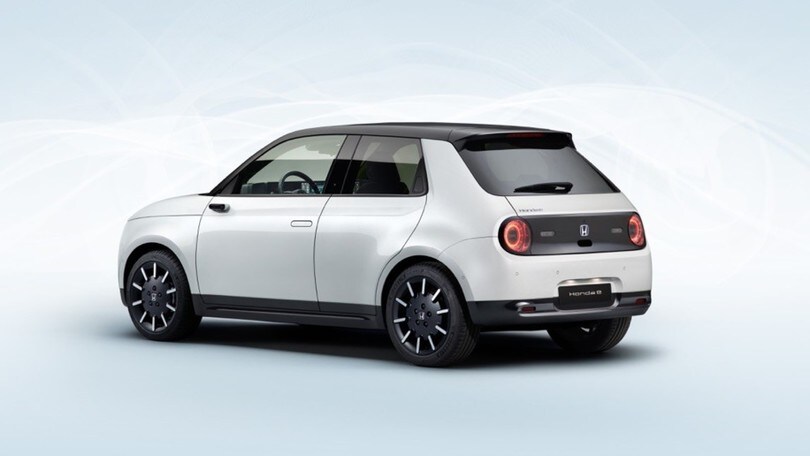 Honda e: GLI SCATTI