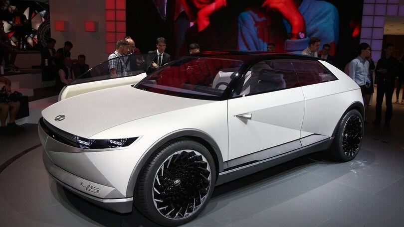 Hyundai 45 EV Concept al Salone di Francoforte 2019: foto