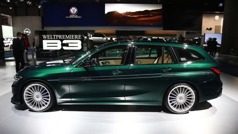 BMW Alpina B3 Touring a Francoforte: le immagini