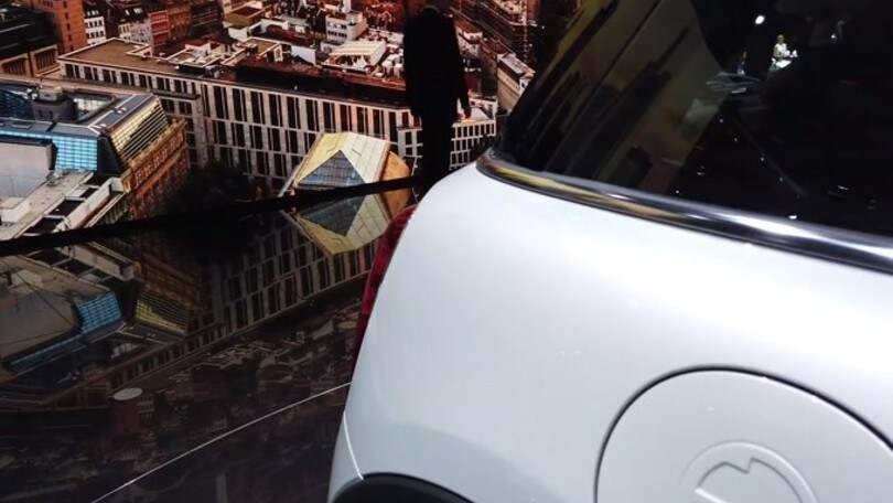 Salone di Francoforte 2019, Mini Cooper Eletric e Clubman: VIDEO