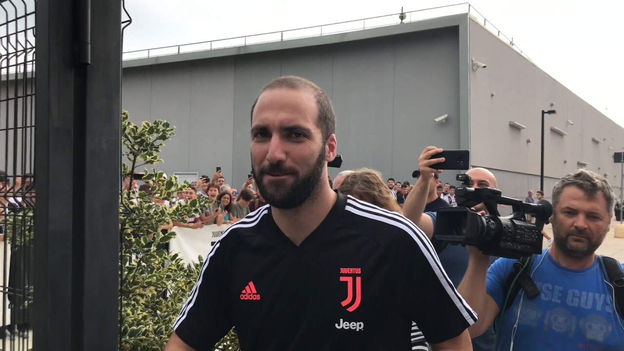 Mercato, Ronaldo e maglia: Higuain si racconta