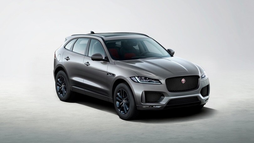 Jaguar F-Pace, si rinnova l'infotainment per la versione 2020