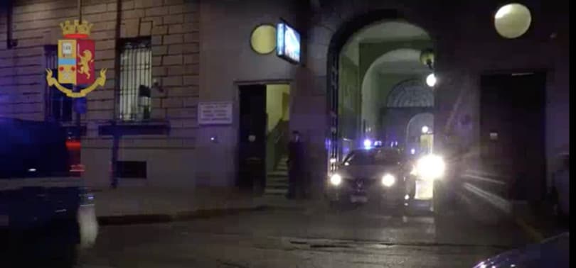 Juve: arrestati capi ultrà per estorsione e violenza