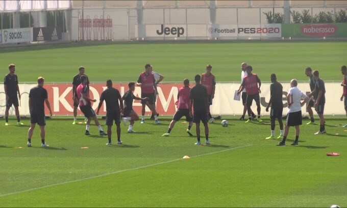 Higuain furioso in allenamento