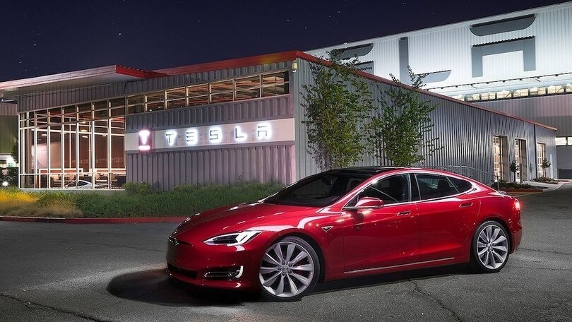 Tesla Model S Plaid, obiettivo: abbassare i tempi al Nurburgring