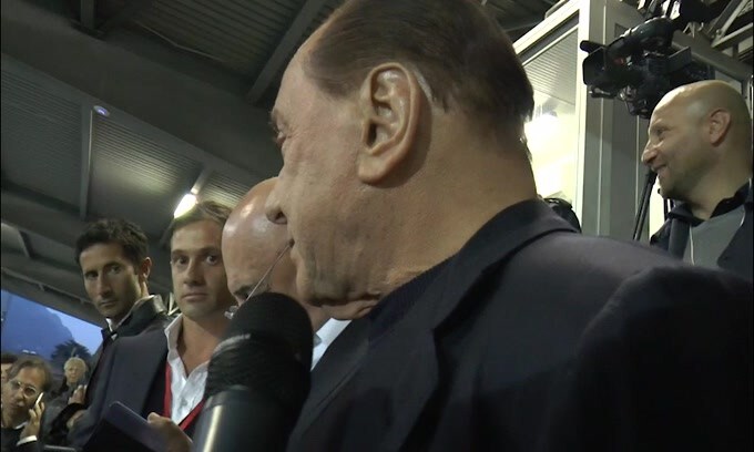 Berlusconi: "Boban e Maldini? Passiamo alla prossima domanda.."