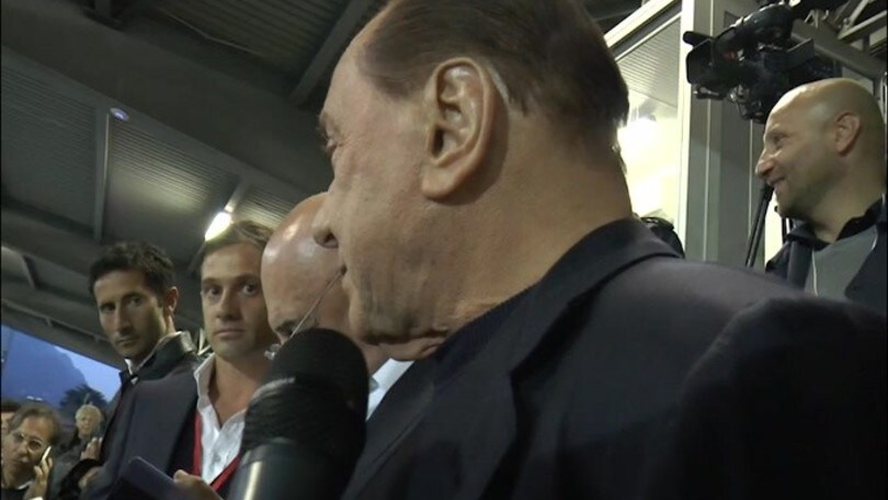 Berlusconi: "Boban e Maldini? Passiamo alla prossima domanda.."