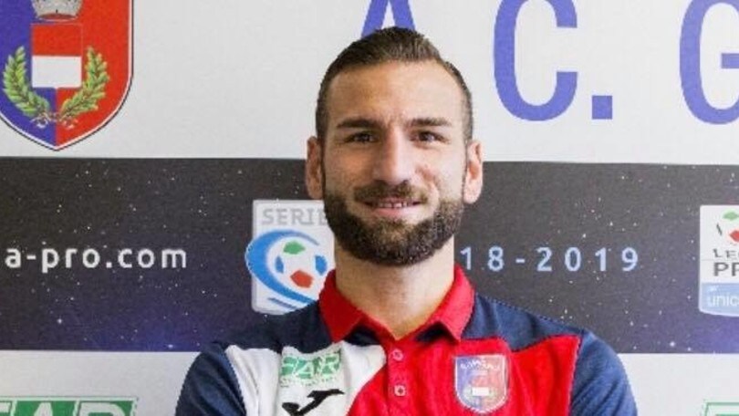 Capitan Emiliano si coccola i suoi tifosi