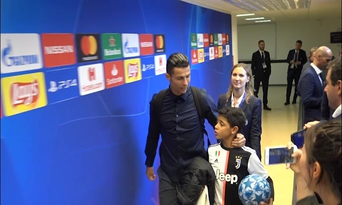 Juve, Cr7 passa in mix zone