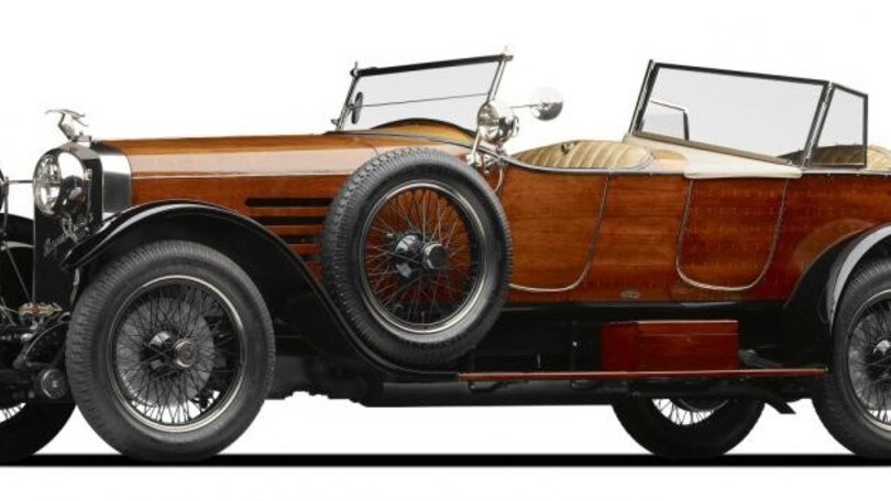 Cars, 130 anni di storia dell'auto nella mostra a Londra