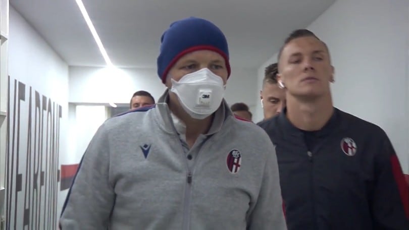 Mihajlovic è un guerriero: guida il Bologna con la mascherina