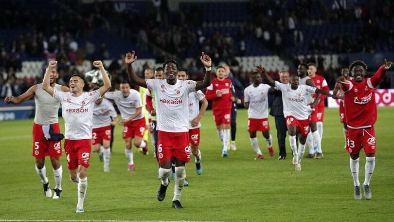 Ligue 1, il Rennes crolla in casa col Reims. Lione in crisi