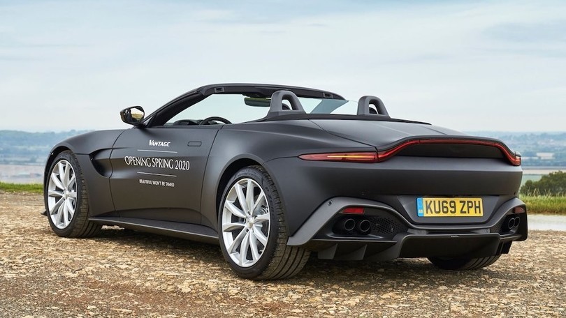 Aston Martin Vantage roadster, scoperta primaverile