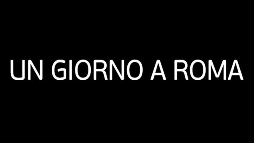 La mascotte di Euro 2020 in giro per Roma