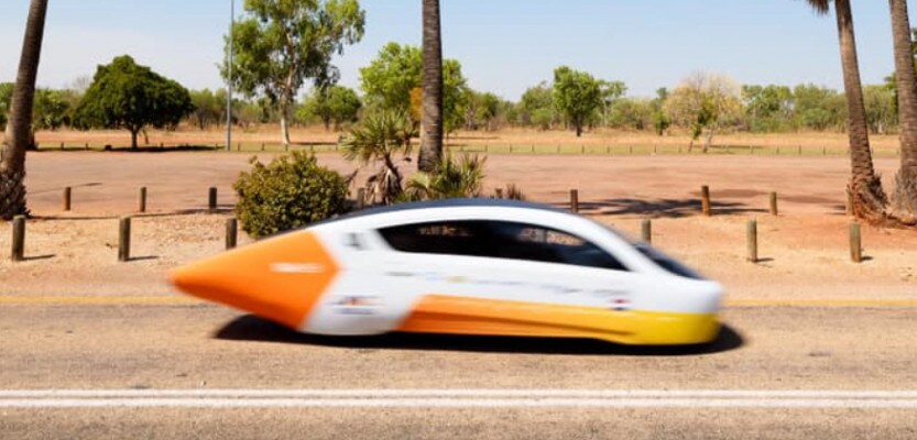 World Solar Challenge: le auto solari si sfidano in Australia