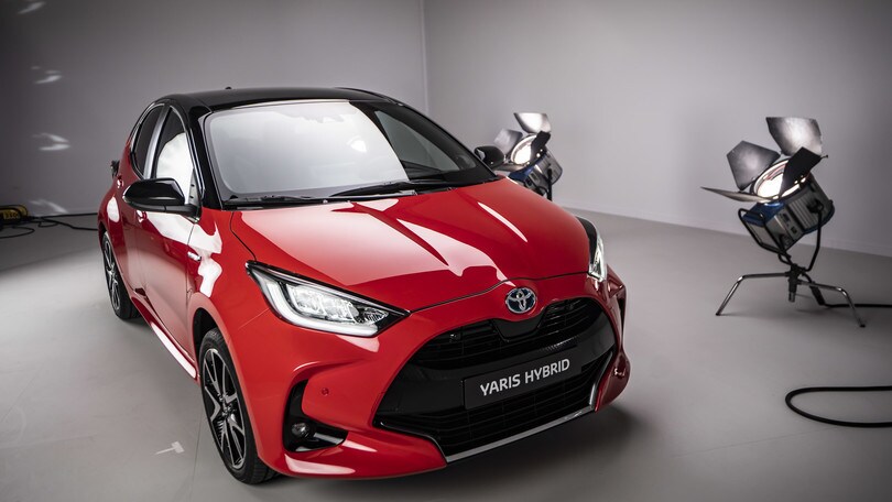 Nuova Toyota Yaris, generazione ibrida