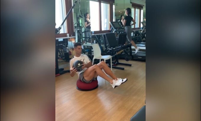 Ronaldo batte Messi su Instagram
