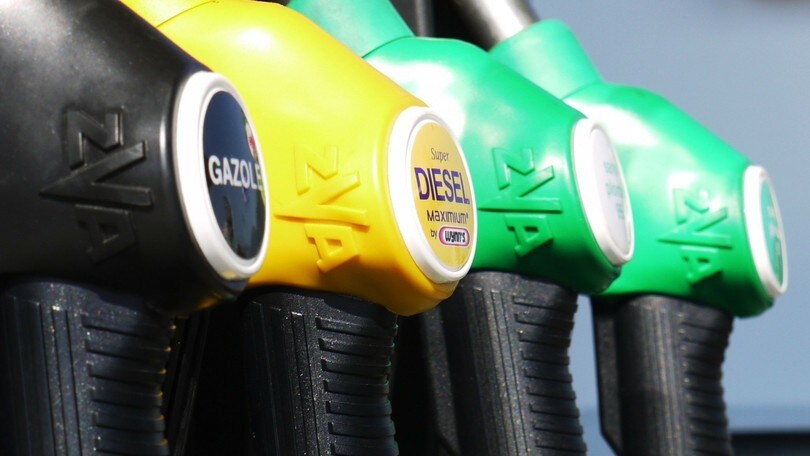 Benzina in Sicilia, agevolazioni prezzi per disabili