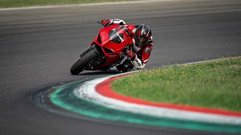 Ducati Panigale V2, sportiva di media cilindrata