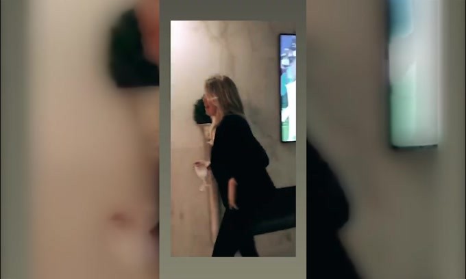 Wanda Nara esulta al gol di Icardi