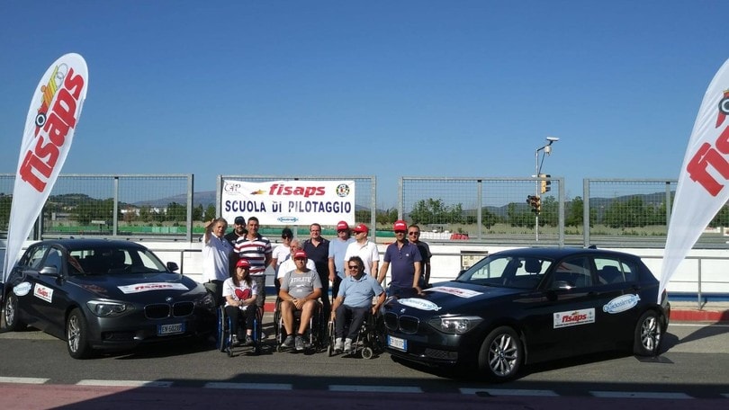 F.I.S.A.P.S. - Vivere in pista la propria passione: corsi di pilotaggio per persone con disabilità